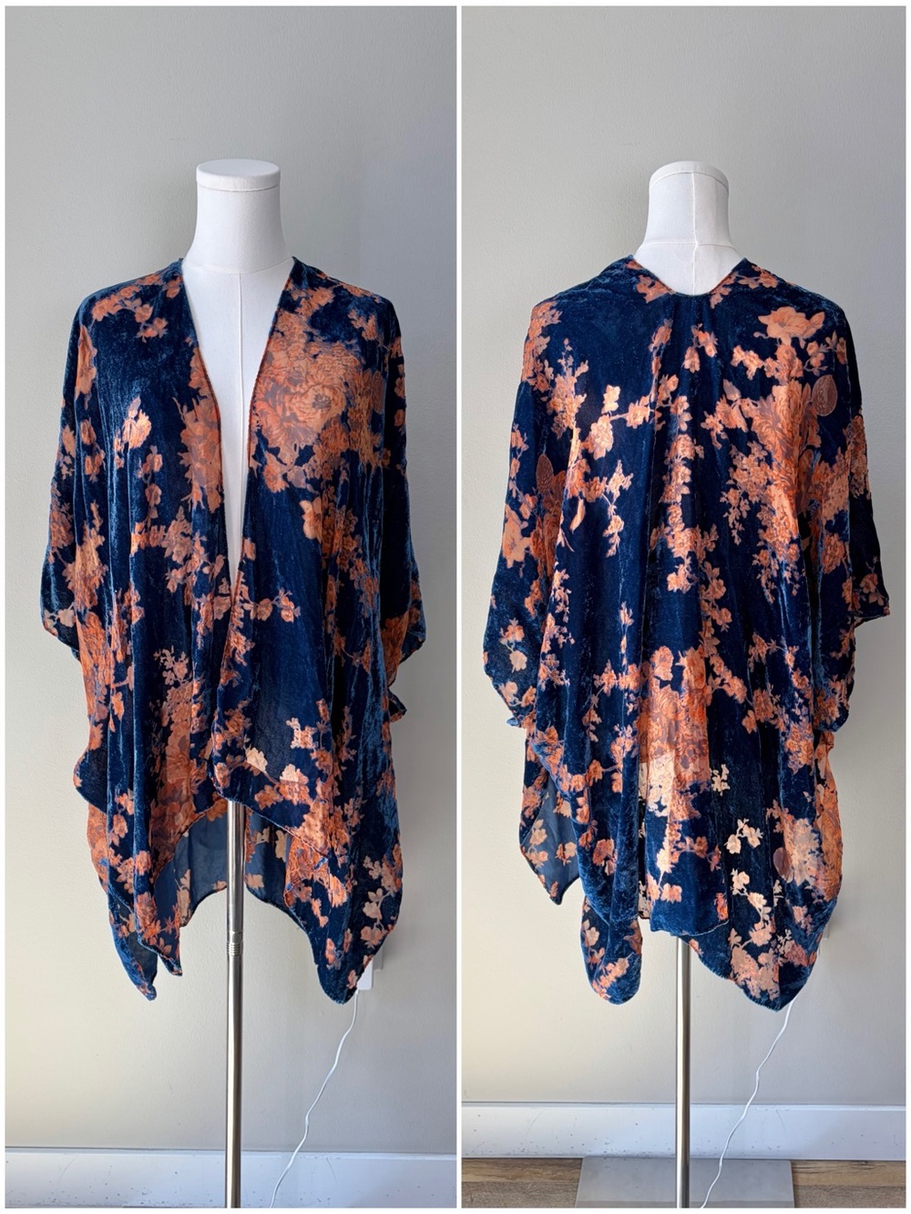 Marcus Adler Floral Blue Velvet Kimono